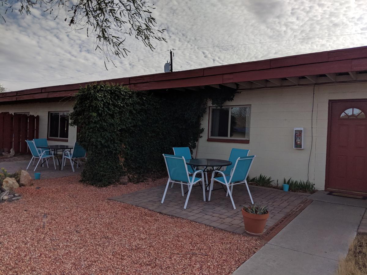 Red Rock Motel Page Exterior photo